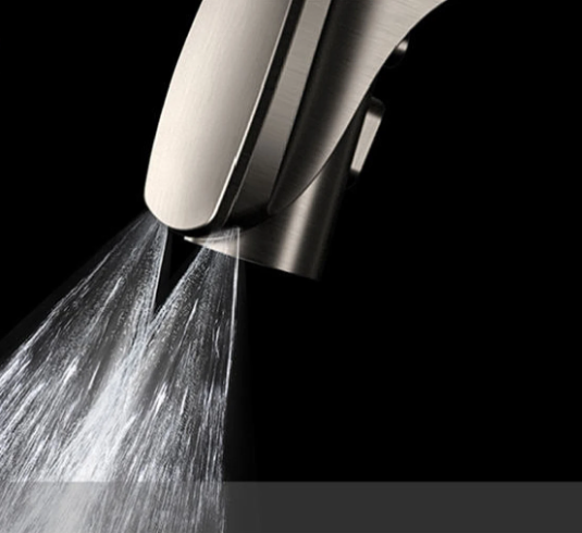 Astrid Digital Display Touchless Aeration Kitchen Faucet