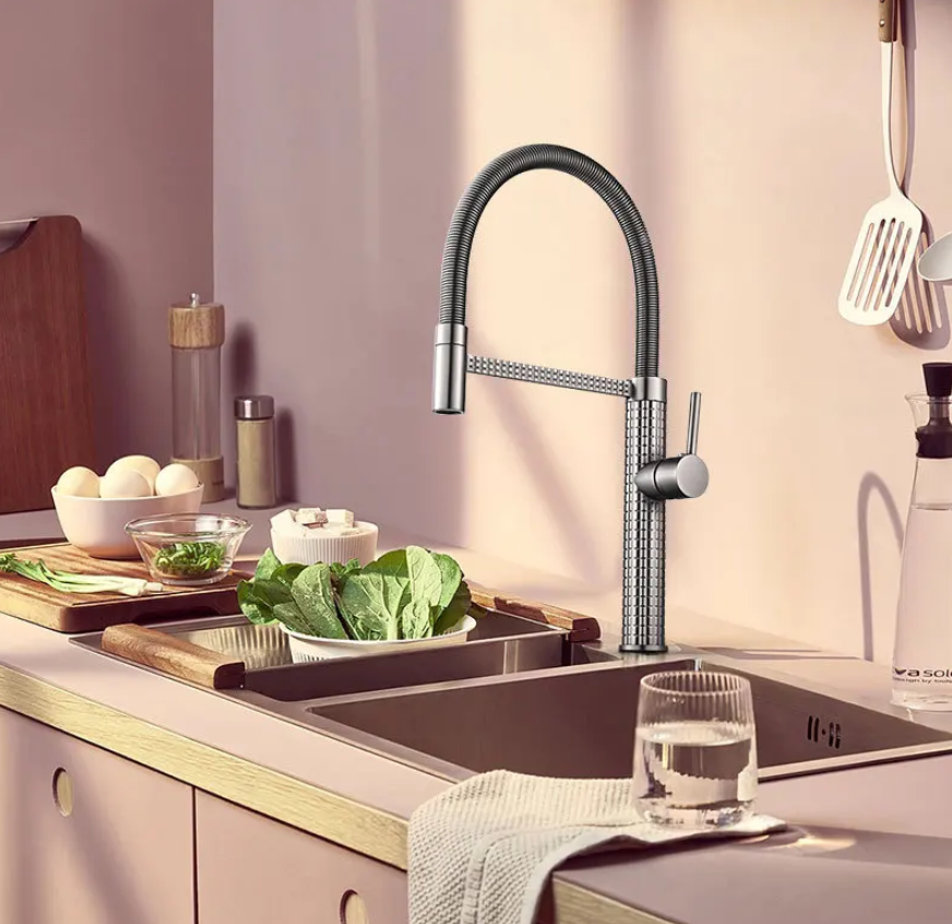 Opula Textured Luxury Kitchen Faucet