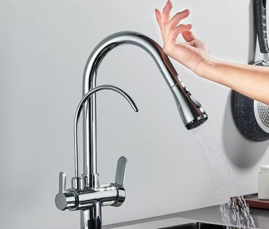 Lilia Touchless Luxury Kitchen Faucet with Water Filter Spout