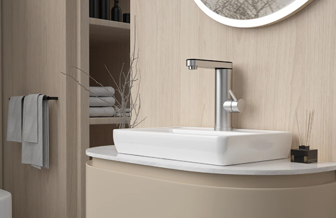 Figma Smart Basin Faucet with LED Temperature Display